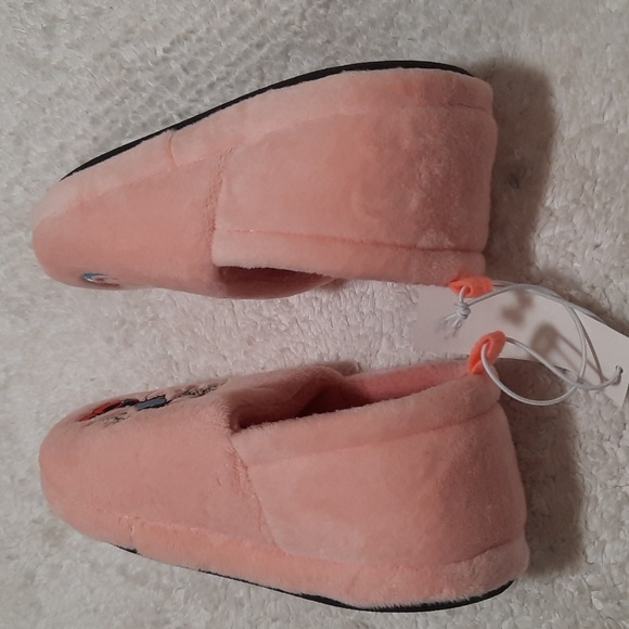 Disney Minnie Mouse Pink and Red Kids Slippers - Picture 3 of 6